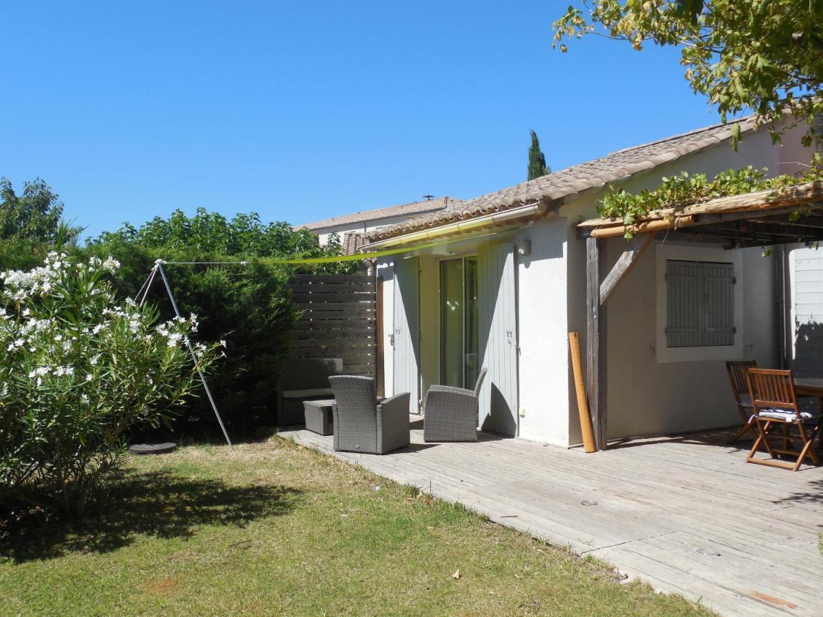 La Maison Bleue LʼIsle-sur-la-Sorgue Eksteriør bilde